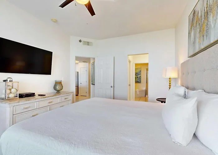 Holiday home Gulf-front On The W Balcony & Shared Pools Hot Tubs Sauna & Gym